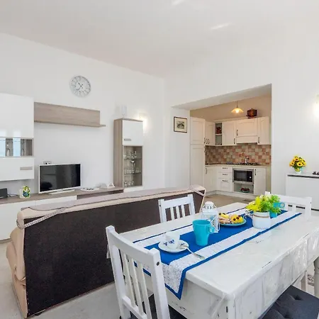 Salice * أمالفي